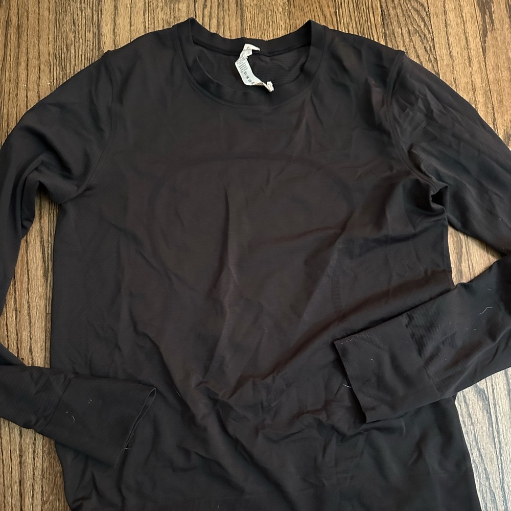 Swiftly relaxed long sleeve lulu shirt